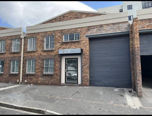 INDUSTRIAL PROPERTY TO RENT IN WOODSTOCK